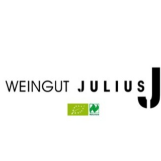WEINGUT JULIUS