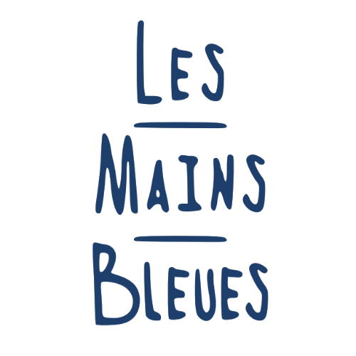 LES MAINS BLEUES