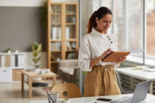 Implementing sustainability reporting requirements that work for SMEs 