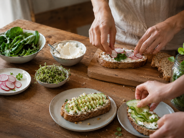 « Les fruits et légumes frais c’est jamais trop » : Confectionnez vos tartines