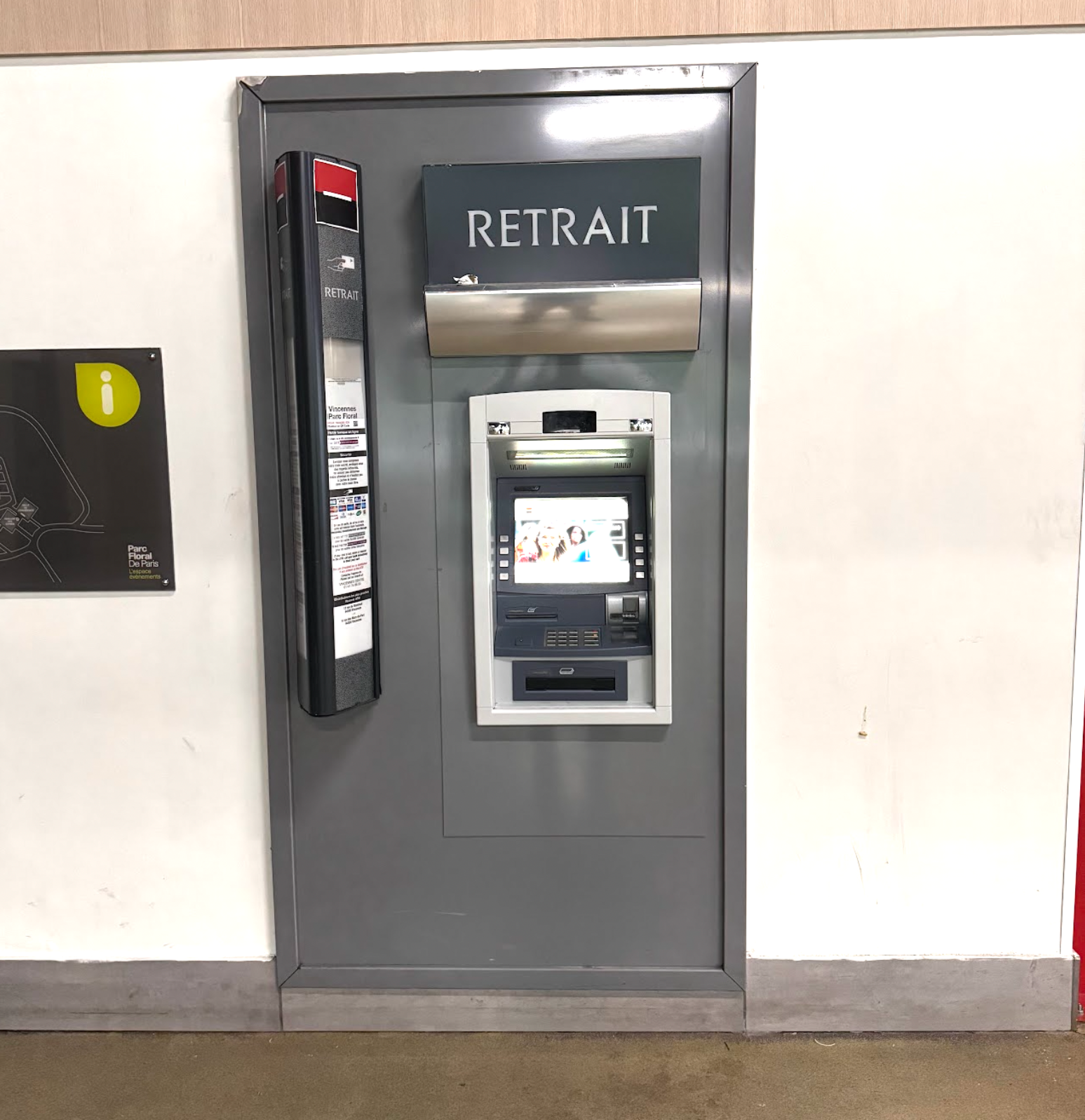 Distributeur de billets