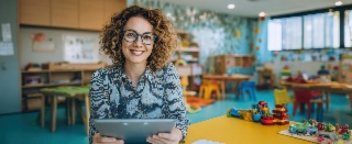 Assistantes Maternelles : comment la rupture de l’isolement peut conduire à une meilleure attractivité ? 