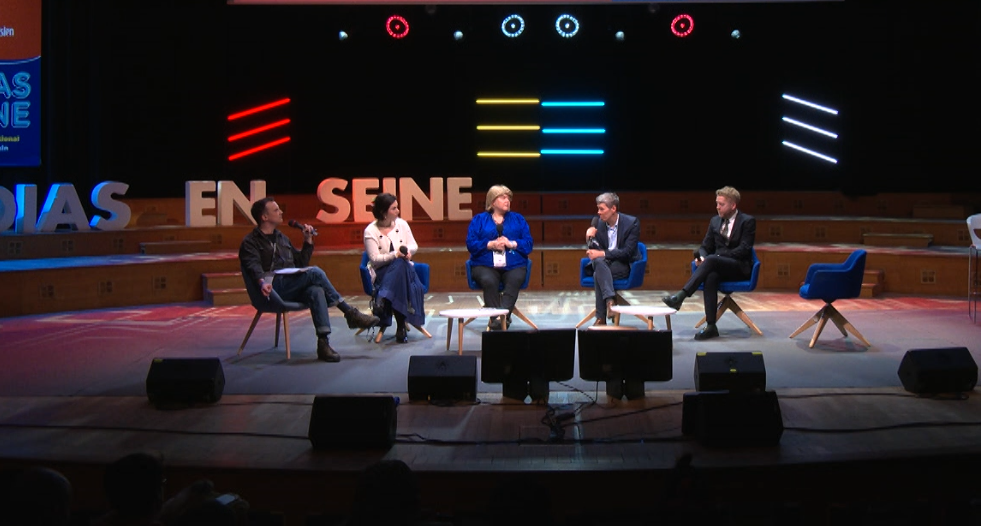 Sous influence : comment les médias résistent à la guerre informationnelle