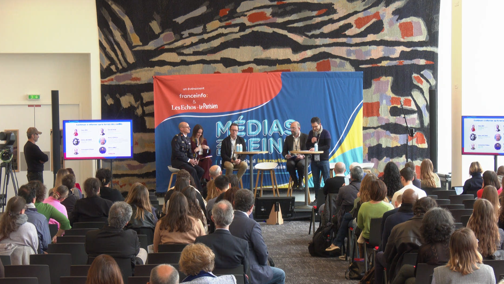 Continuer à informer sur le terrain des conflits