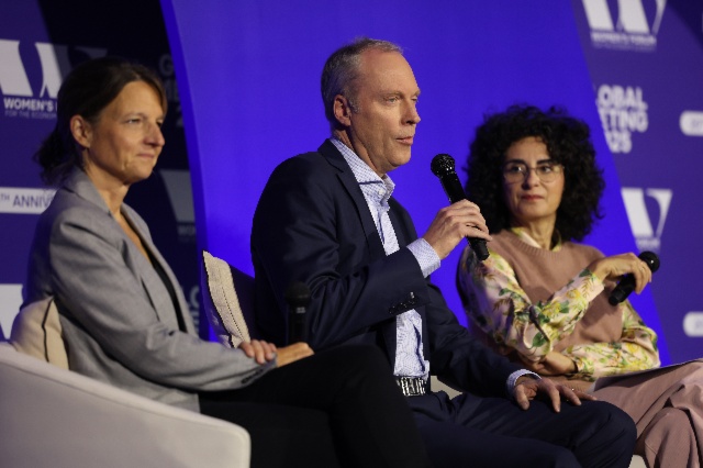 PANEL 6: Brave New Business Models for our World